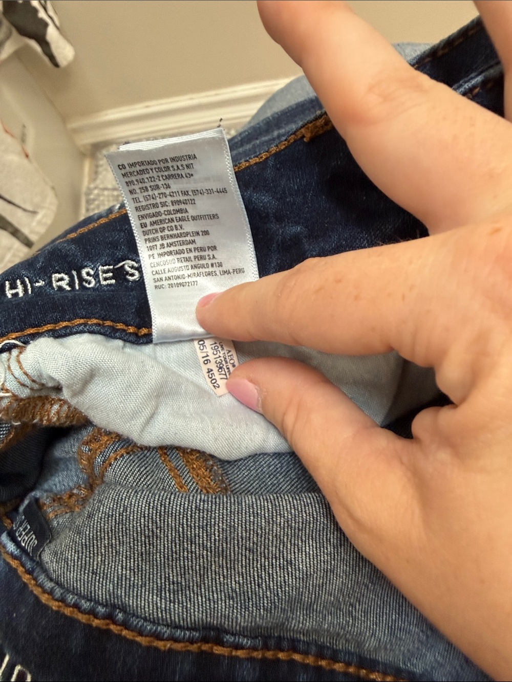 Women’s American Eagle Outfitters Hi-Rise Shortie Denim Shorts. Sz 4 - Picture 10 of 12
